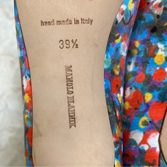 Manolo Blahnik Multicolor Floral Print Satin Pointed Toe Pumps Heels Size 39.5 - Picture 11 of 16
